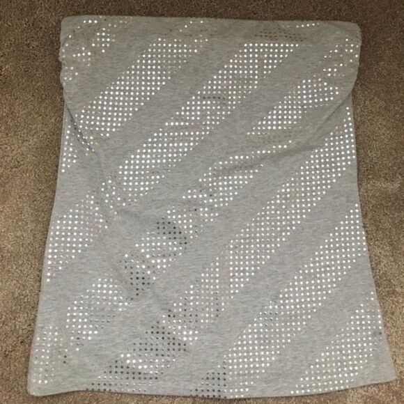 EXPRESS Halter Top - Medium - Picture 3 of 5